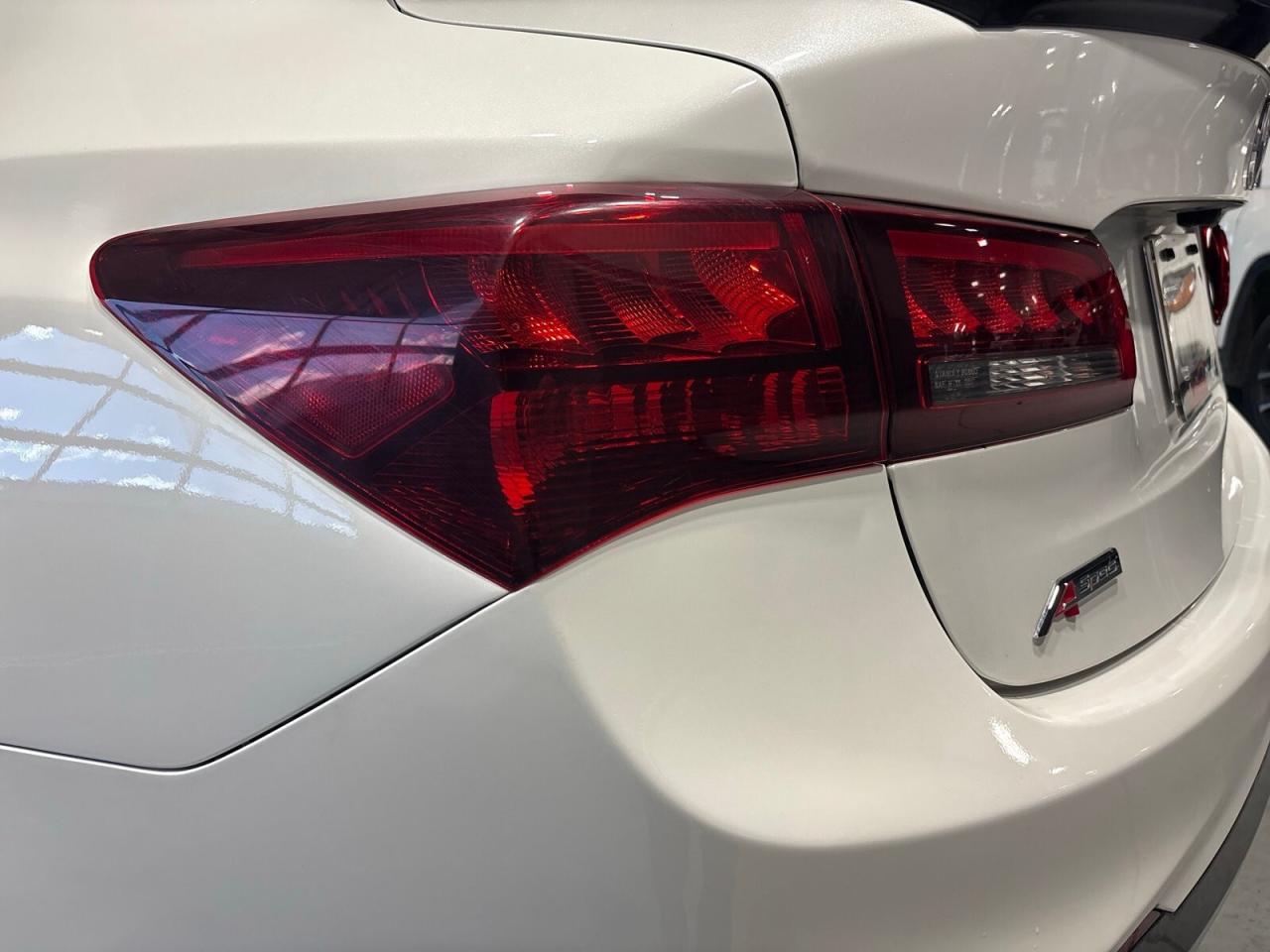 2019 Acura TLX SH-AWD Tech A-Spec / Leather / NAVI / Sunroof / Ca Photo