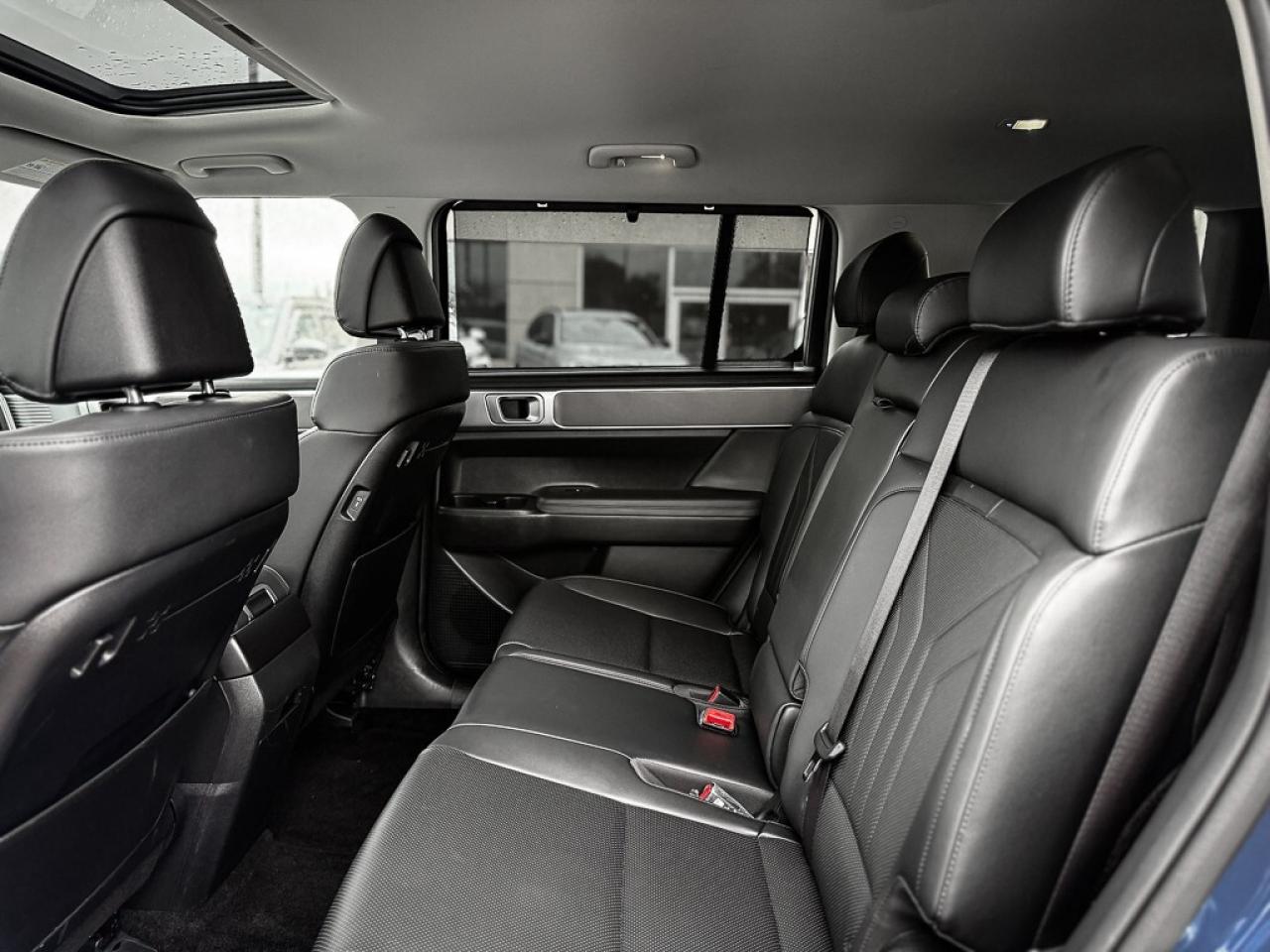 2025 Hyundai Santa Fe XRT   AWD   HEATED SEATS   REMOTE START   CARPLAY Photo