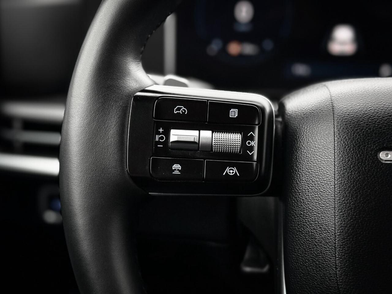 2025 Hyundai Santa Fe XRT   AWD   HEATED SEATS   REMOTE START   CARPLAY Photo