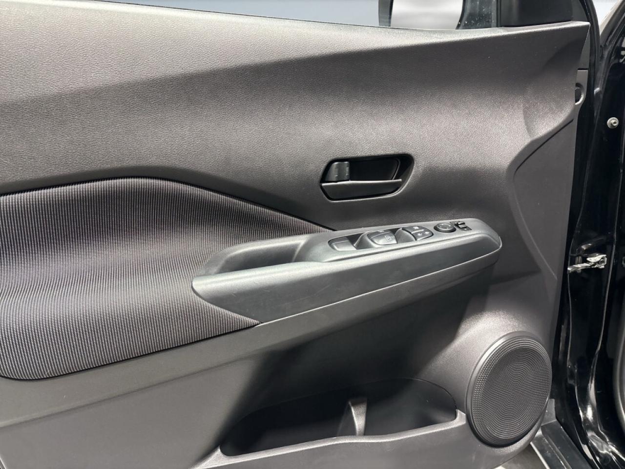 2019 Nissan Kicks Stylish Subcompact Crossover SUV   Low Kms   Backu Photo