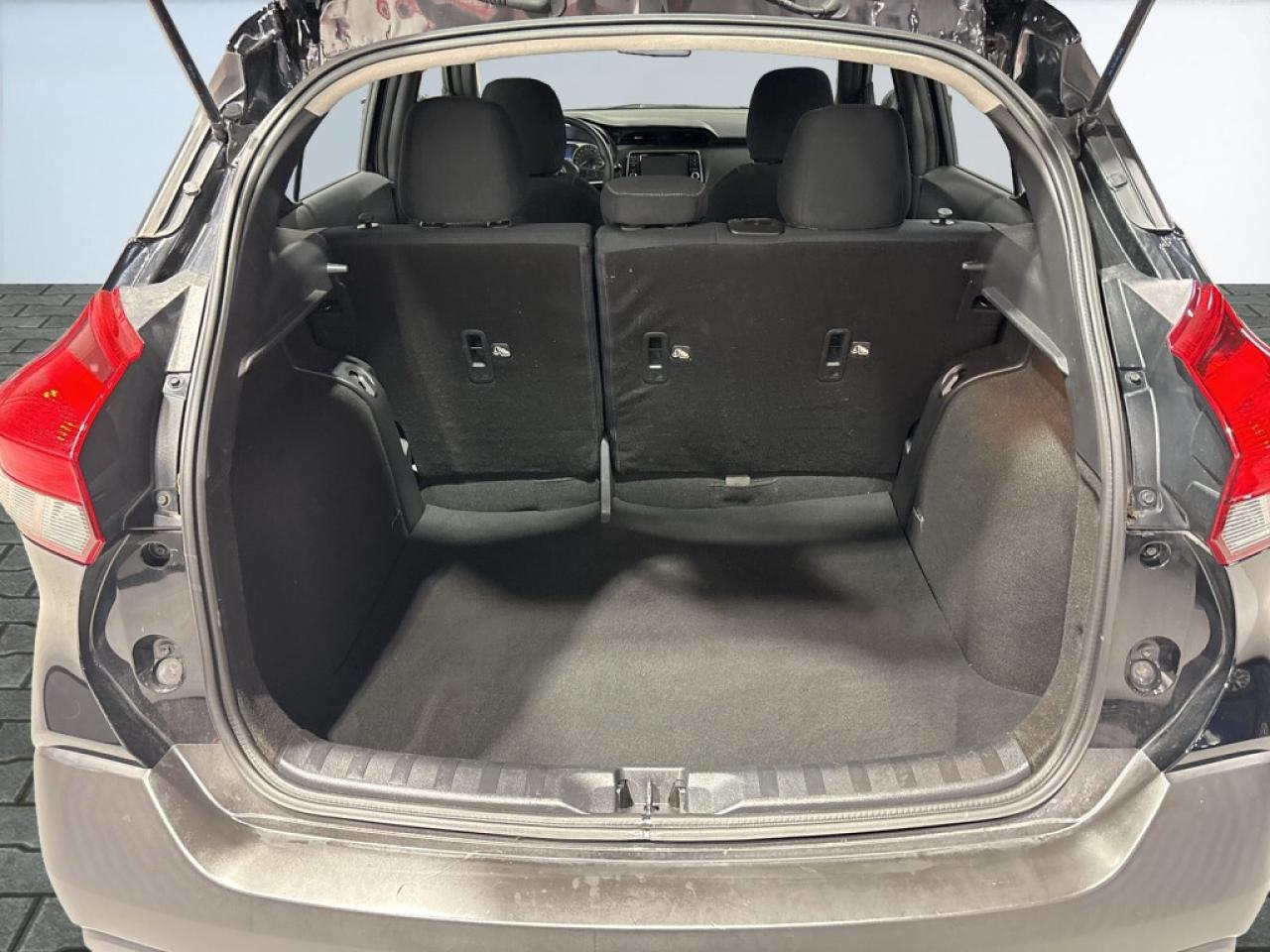 2019 Nissan Kicks Stylish Subcompact Crossover SUV   Low Kms   Backu Photo