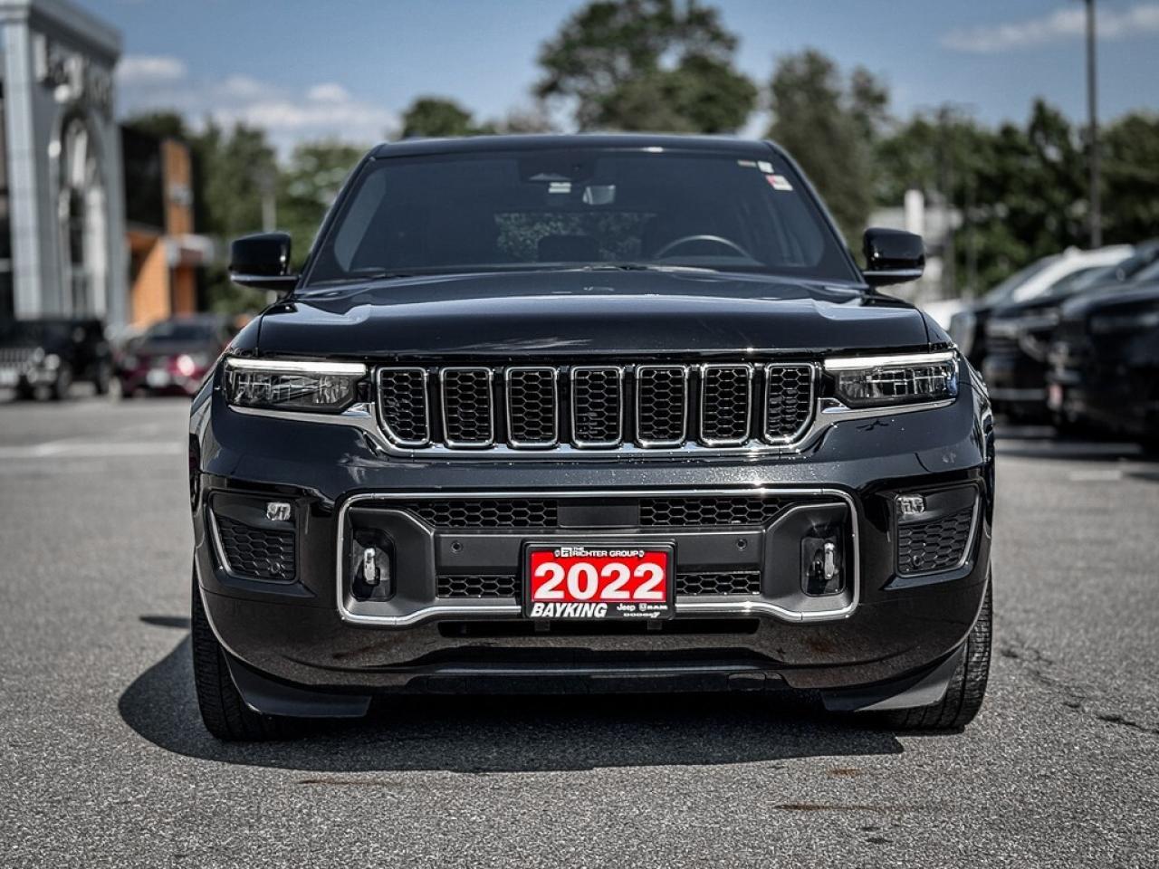 2022 Jeep Grand Cherokee Overland   MASSAGE SEATING   HEATED/VENTED LEATHER Photo