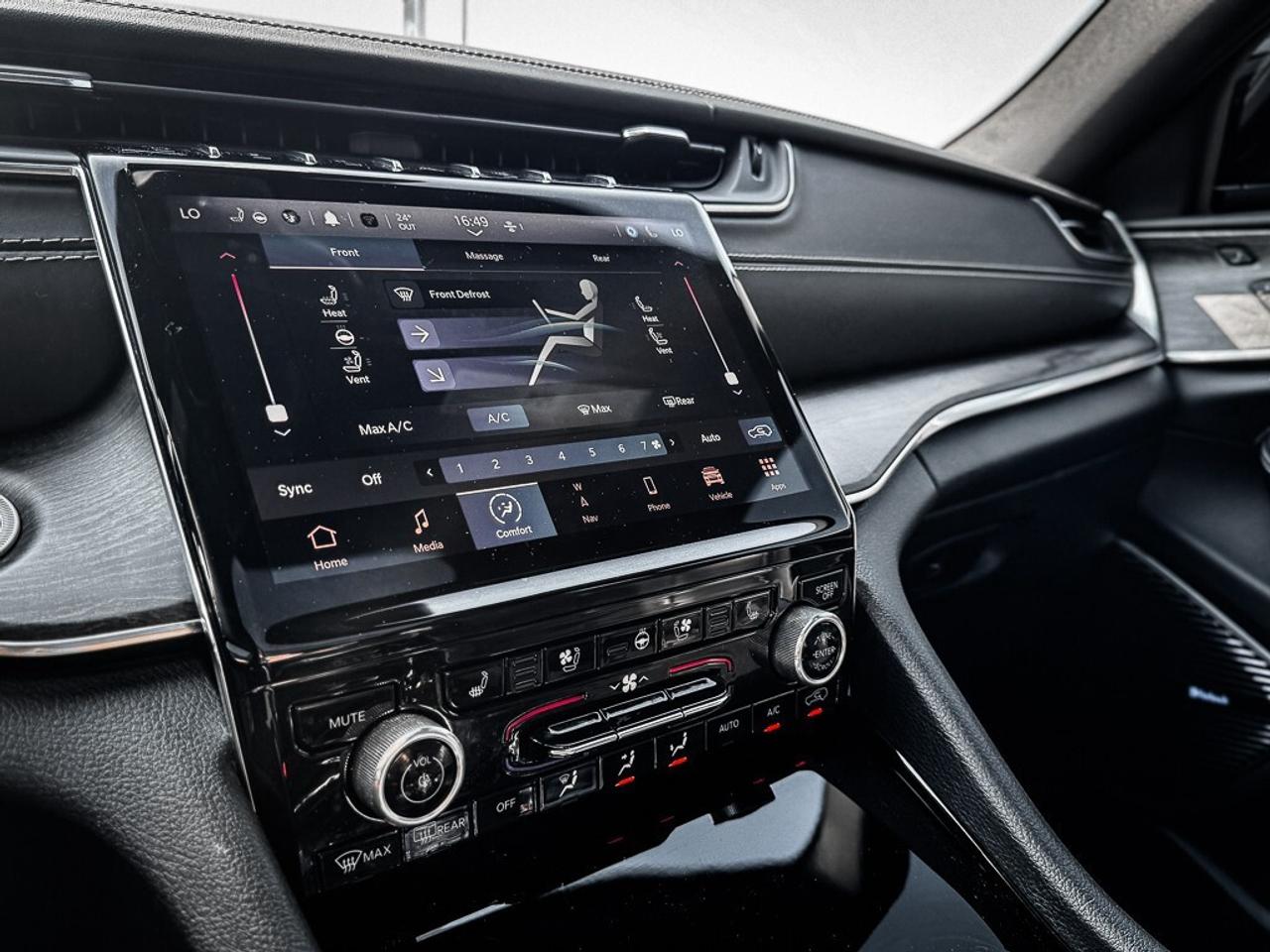 2022 Jeep Grand Cherokee Overland   MASSAGE SEATING   HEATED/VENTED LEATHER Photo