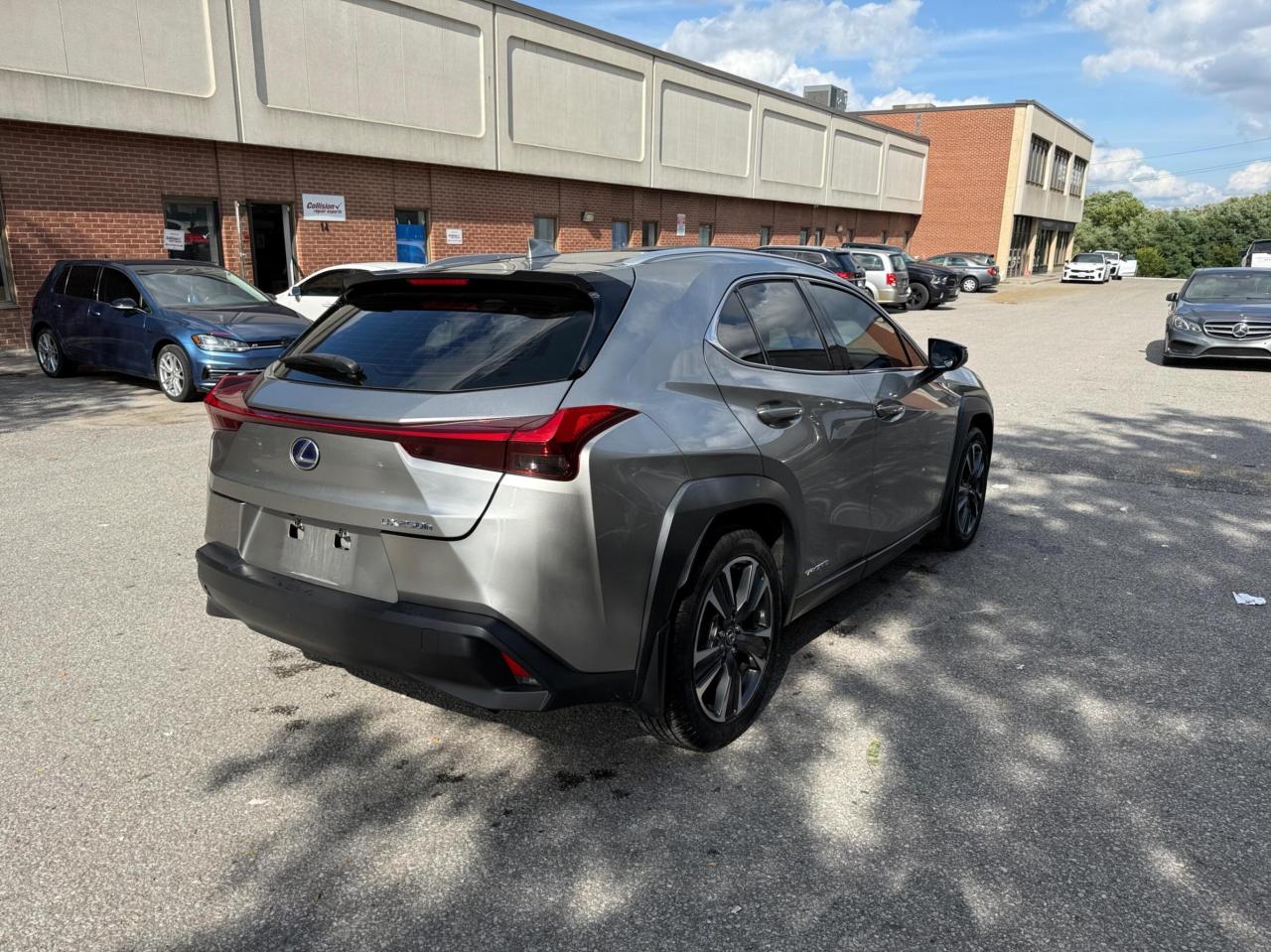 2019 Lexus UX UX 250h CVT, PREMIUM PACKAGE, NO ACCIDENT Photo