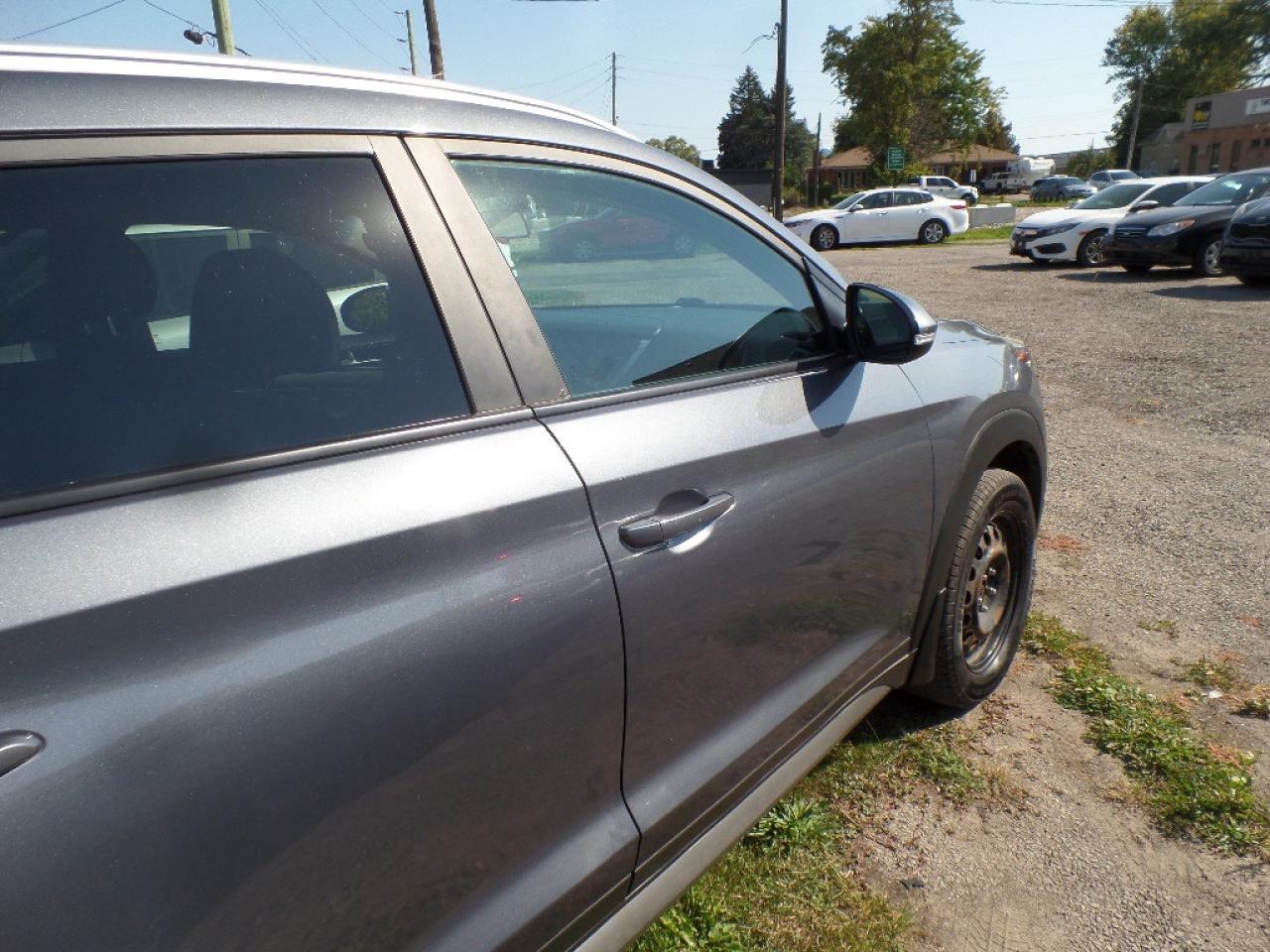 2017 Hyundai Tucson AWD 4DR 2.0L PREMIUM Photo