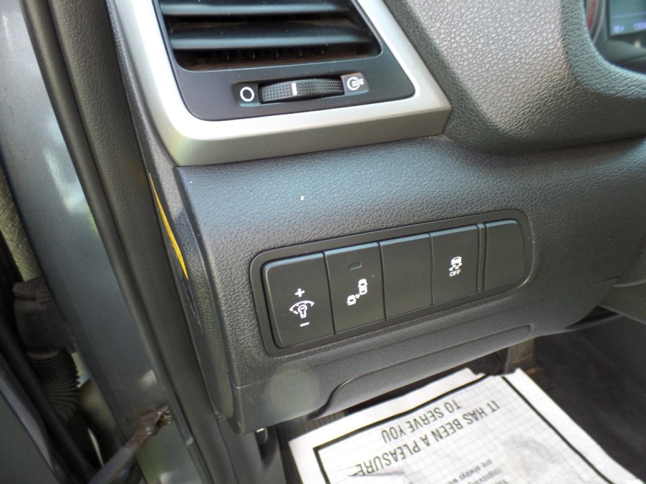 2017 Hyundai Tucson AWD 4DR 2.0L PREMIUM Photo