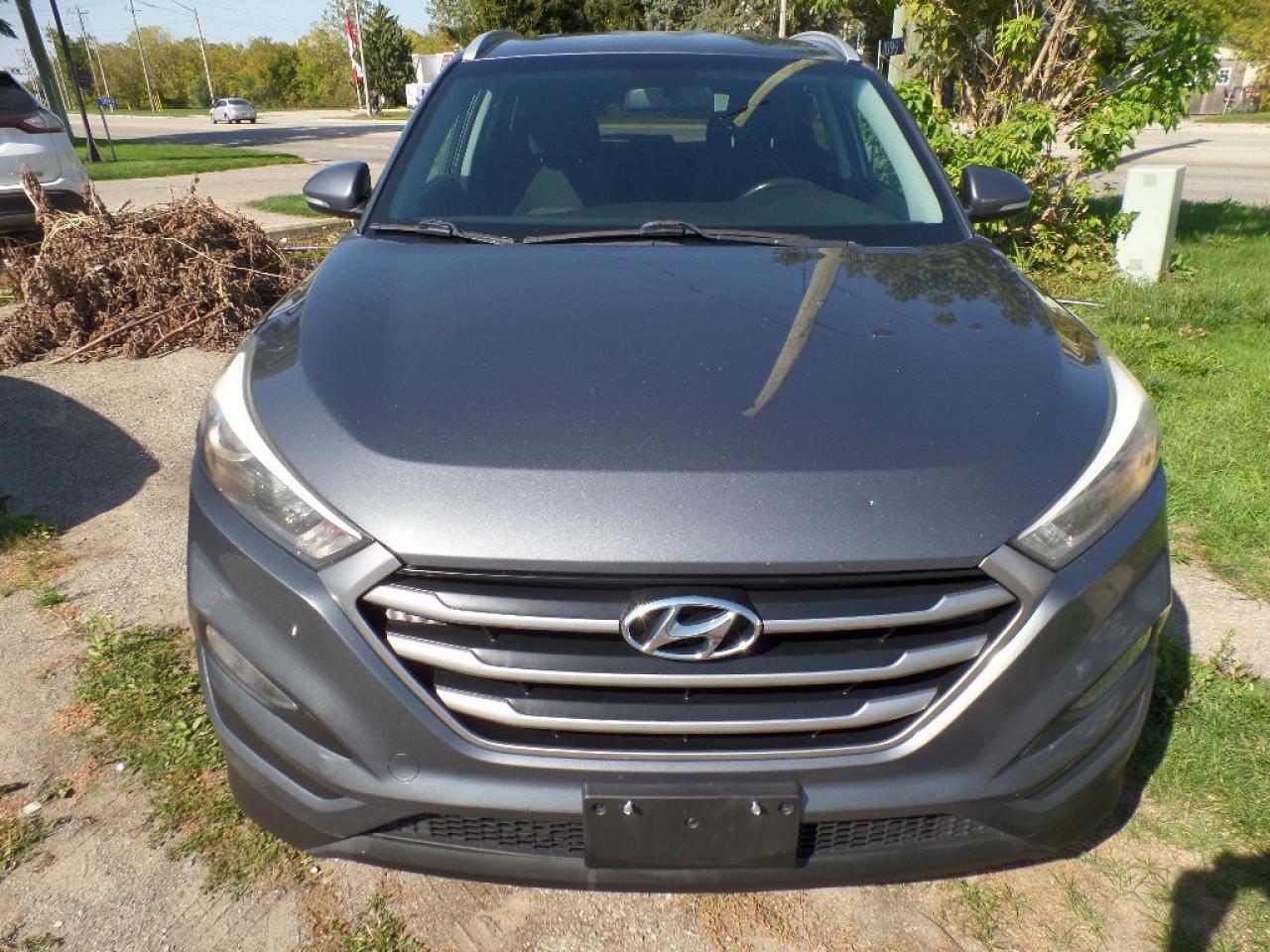 2017 Hyundai Tucson AWD 4DR 2.0L PREMIUM Photo