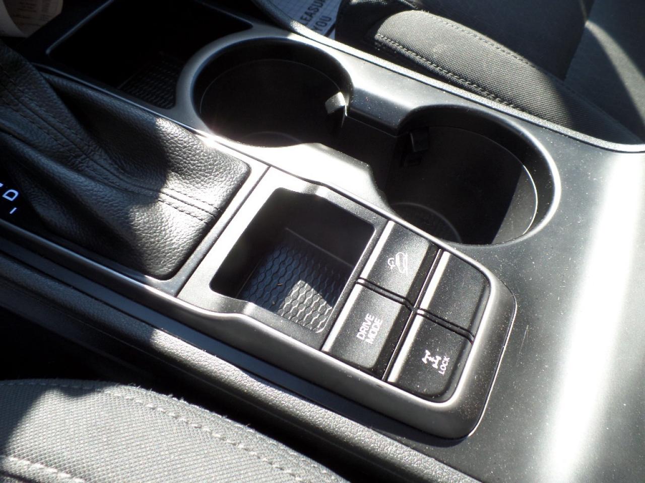 2017 Hyundai Tucson AWD 4DR 2.0L PREMIUM Photo