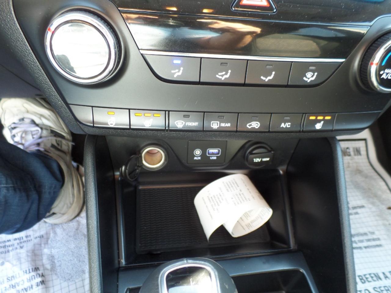 2017 Hyundai Tucson AWD 4DR 2.0L PREMIUM Photo