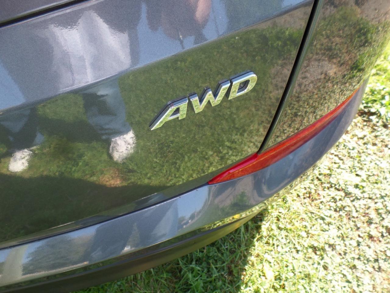 2017 Hyundai Tucson AWD 4DR 2.0L PREMIUM Photo