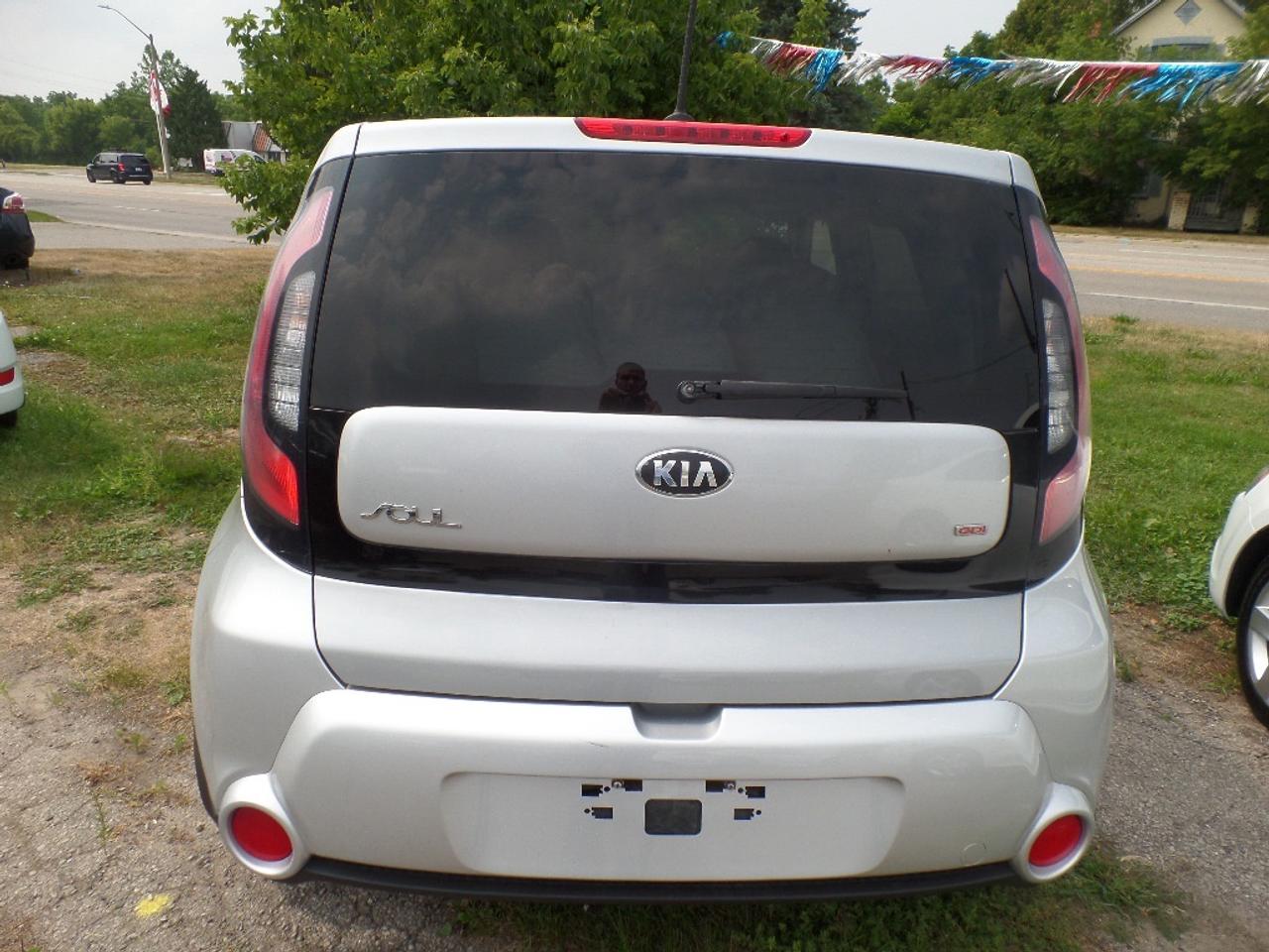2014 Kia Soul 5DR WGN AUTO LX Photo