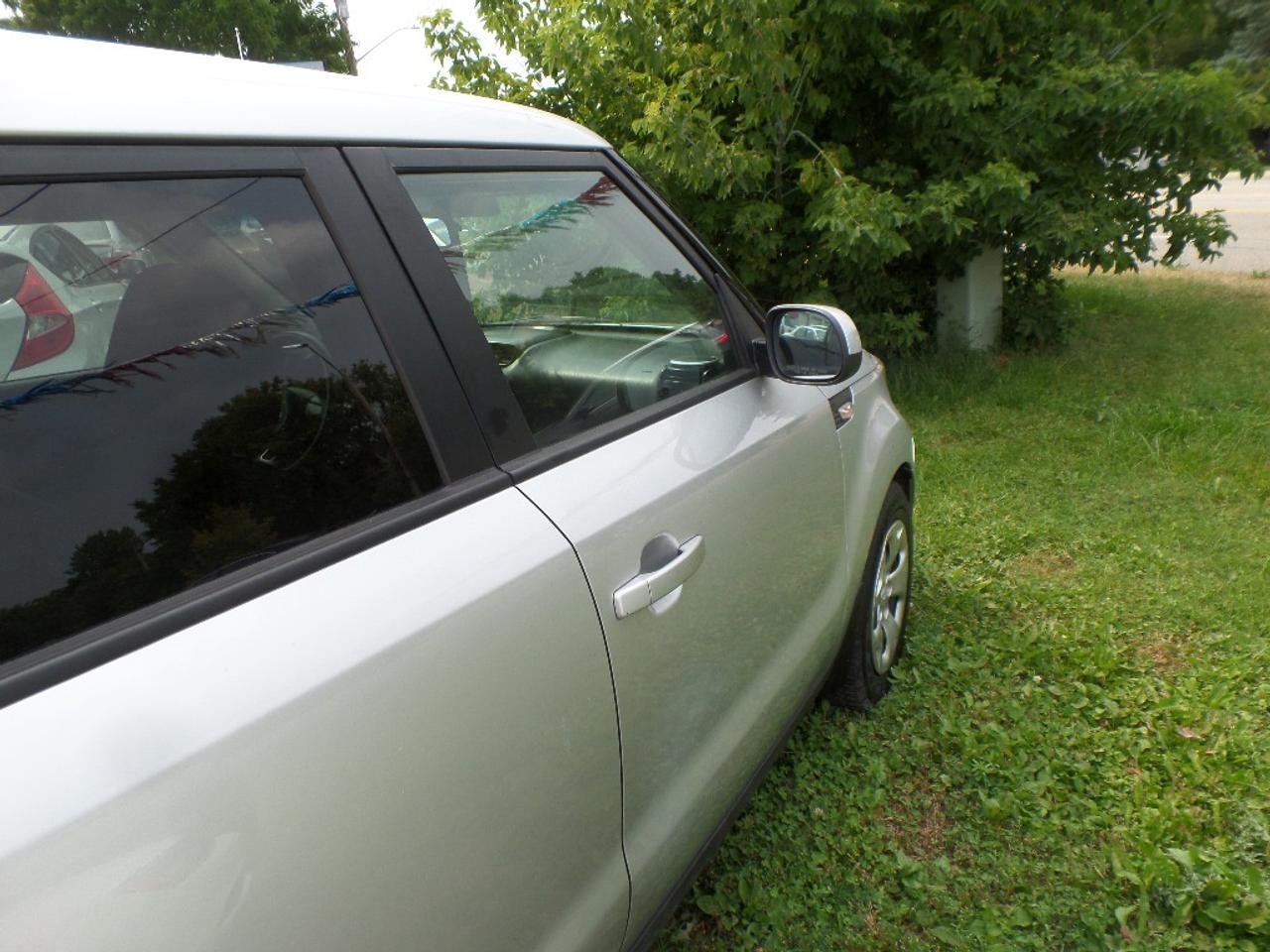 2014 Kia Soul 5DR WGN AUTO LX Photo