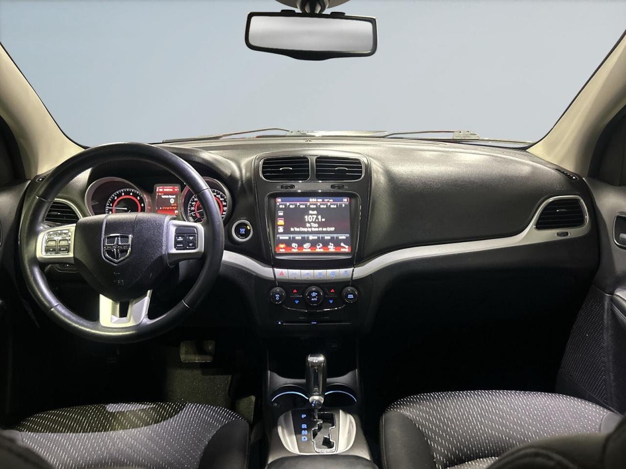 2016 Dodge Journey SXT / 7 Seater / Big Screen / NAVI / B Cam / Remot Photo