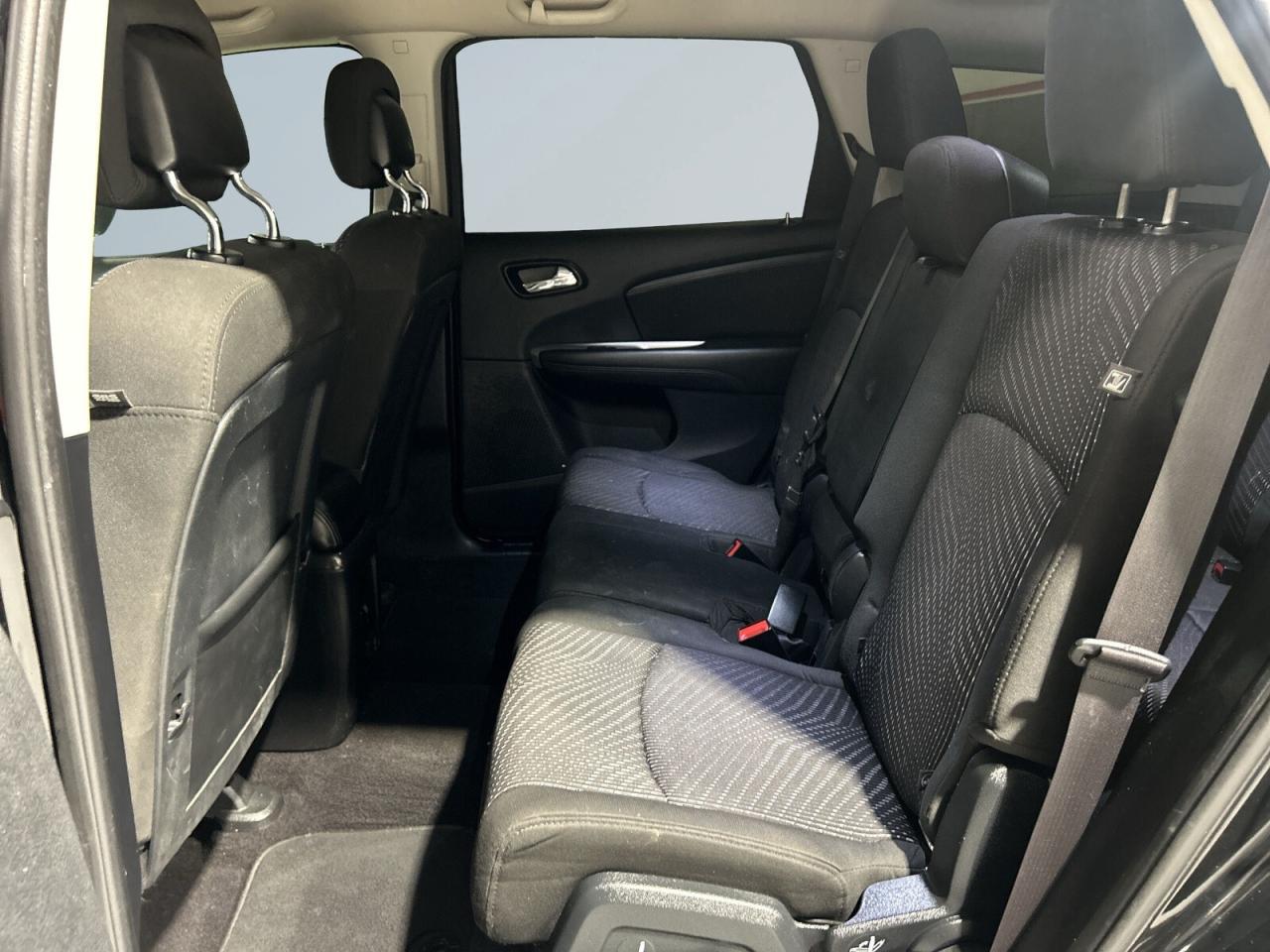 2016 Dodge Journey SXT / 7 Seater / Big Screen / NAVI / B Cam / Remot Photo