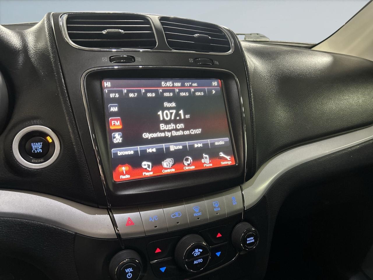 2016 Dodge Journey SXT / 7 Seater / Big Screen / NAVI / B Cam / Remot Photo