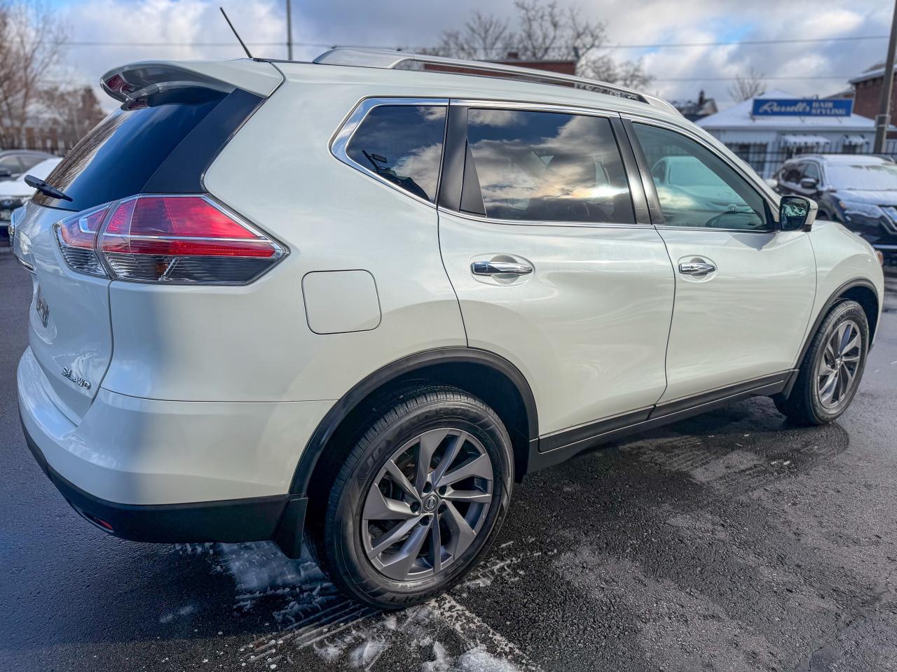 2016 Nissan Rogue SL/BSM/NAVI/PANO/360 CAMERA/AWD/NO ACCIDENTS/2.5L Photo