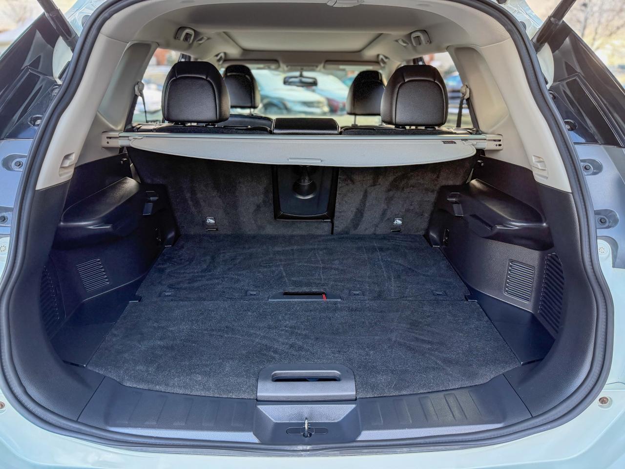 2016 Nissan Rogue SL/BSM/NAVI/PANO/360 CAMERA/AWD/NO ACCIDENTS/2.5L Photo