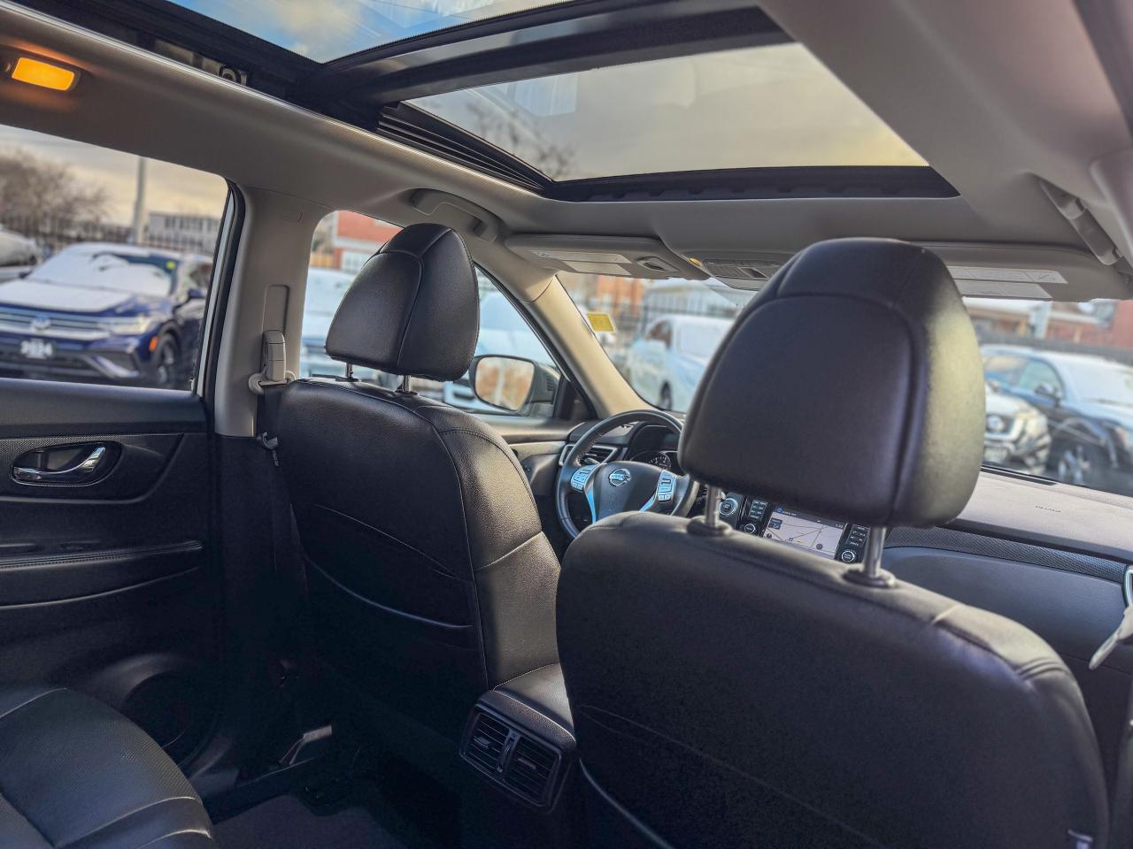 2016 Nissan Rogue SL/BSM/NAVI/PANO/360 CAMERA/AWD/NO ACCIDENTS/2.5L Photo