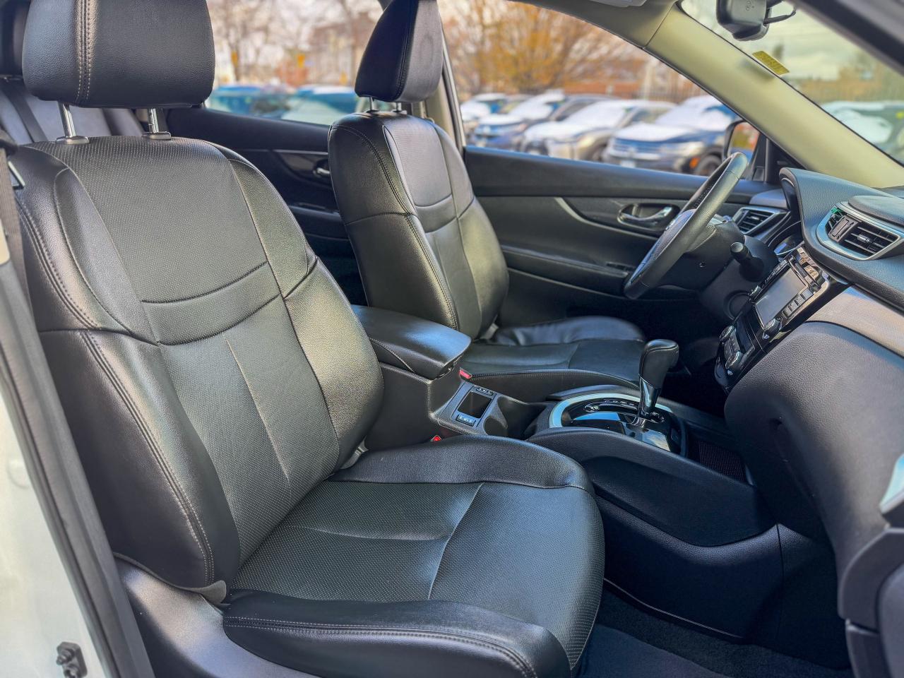 2016 Nissan Rogue SL/BSM/NAVI/PANO/360 CAMERA/AWD/NO ACCIDENTS/2.5L Photo