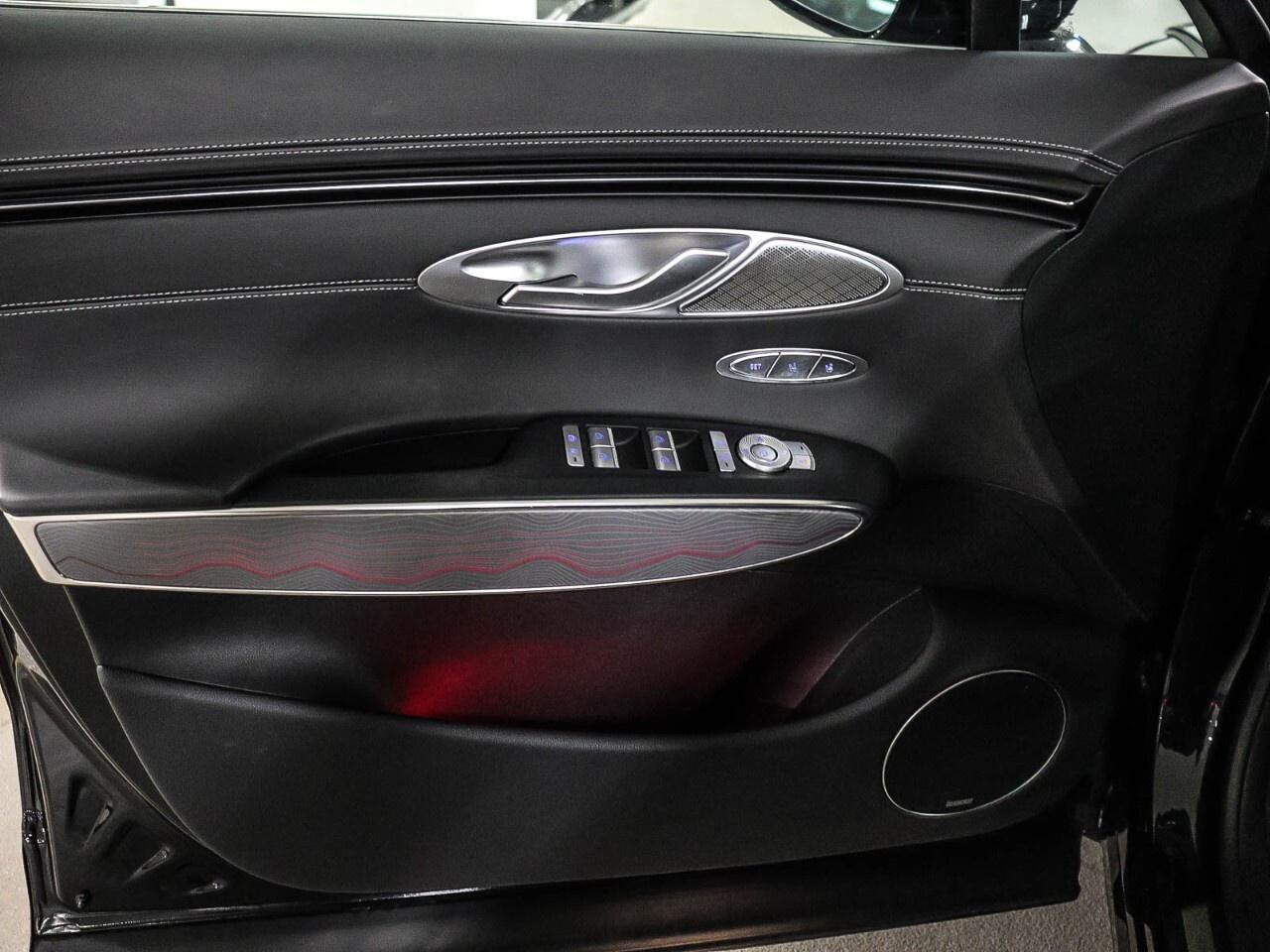 2025 Genesis GV70 2.5T ADVANCED PLU Photo