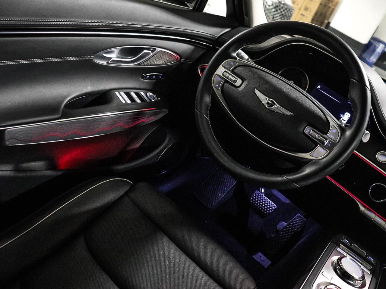 2025 Genesis GV70 2.5T ADVANCED PLU Photo