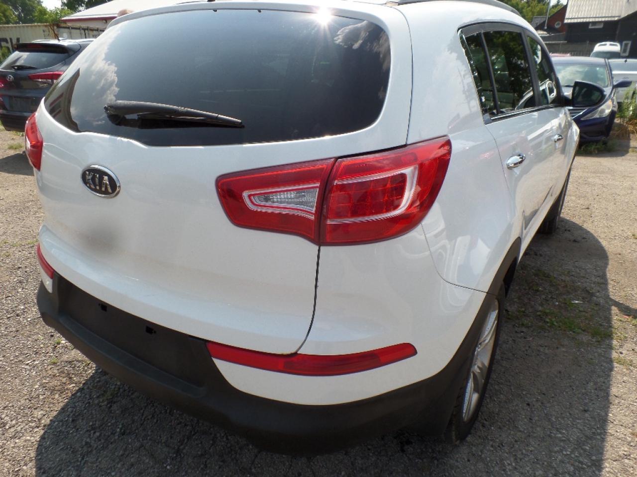 2011 Kia Sportage AWD 4dr I4 Auto EX *Ltd Avail* Photo