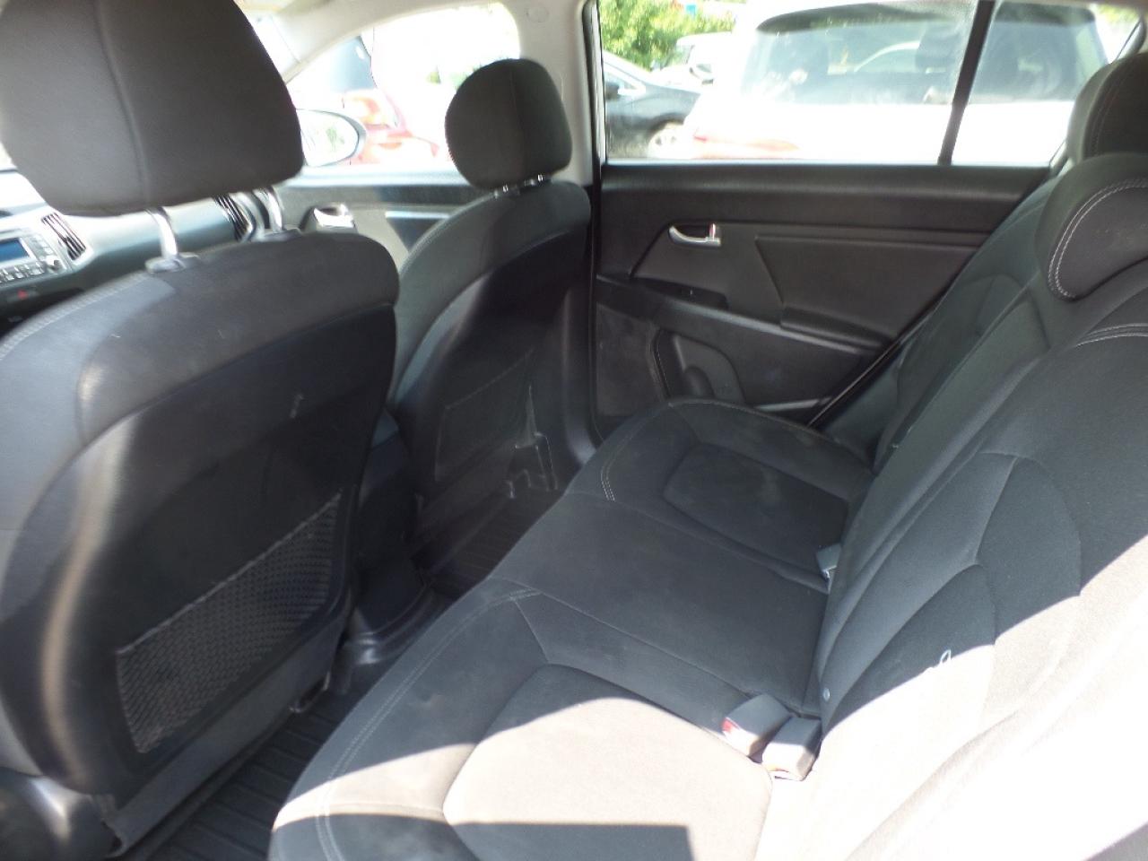 2011 Kia Sportage AWD 4dr I4 Auto EX *Ltd Avail* Photo