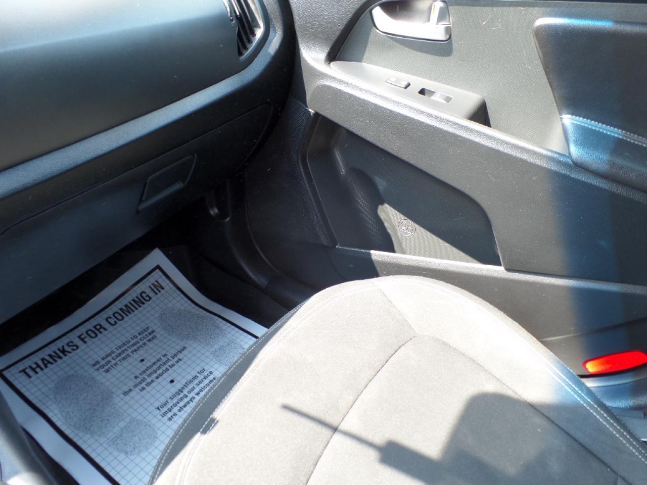 2011 Kia Sportage AWD 4dr I4 Auto EX *Ltd Avail* Photo