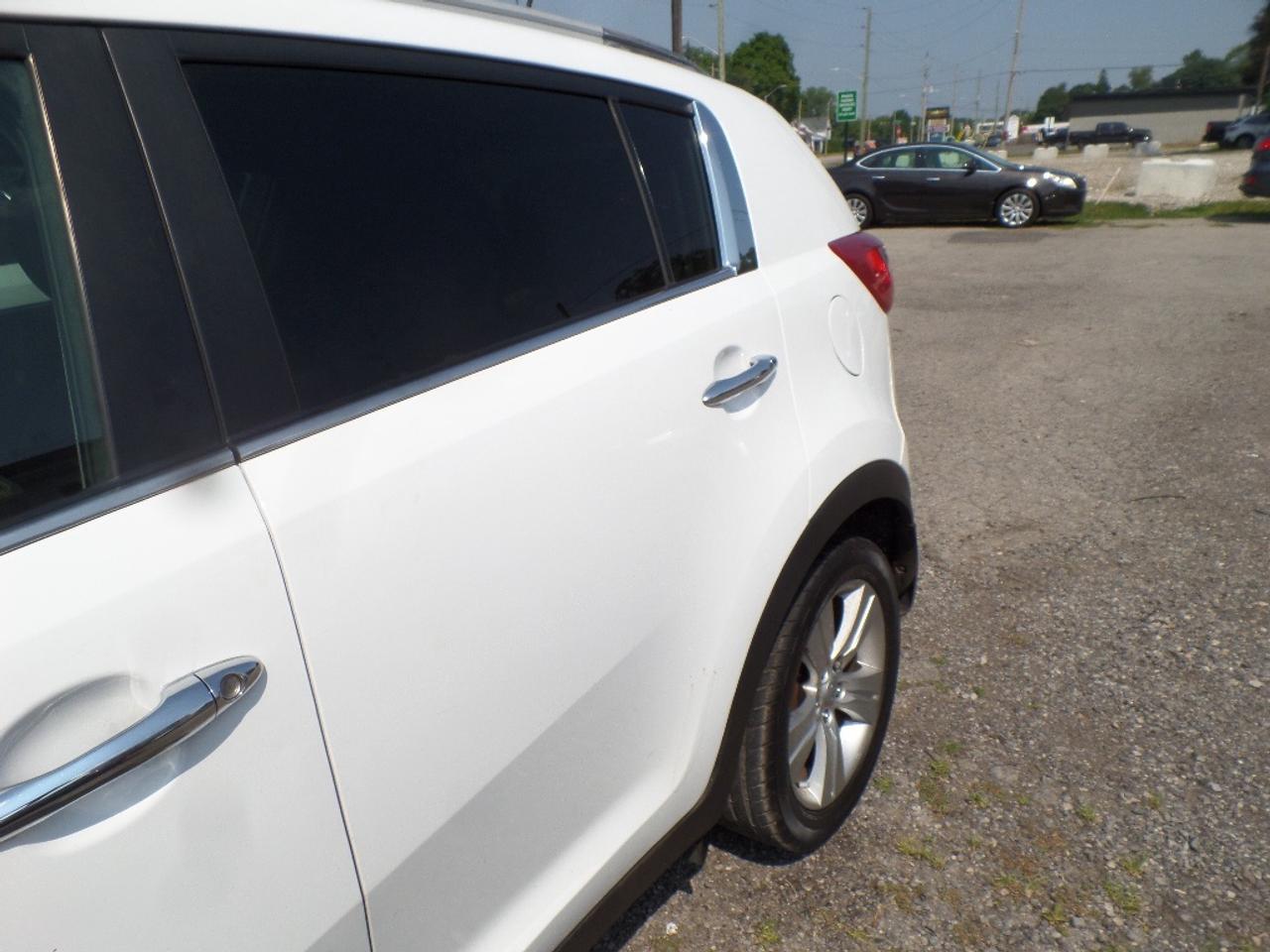 2011 Kia Sportage AWD 4dr I4 Auto EX *Ltd Avail* Photo