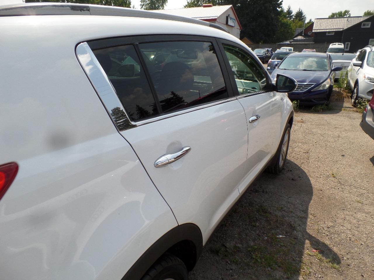 2011 Kia Sportage AWD 4dr I4 Auto EX *Ltd Avail* Photo