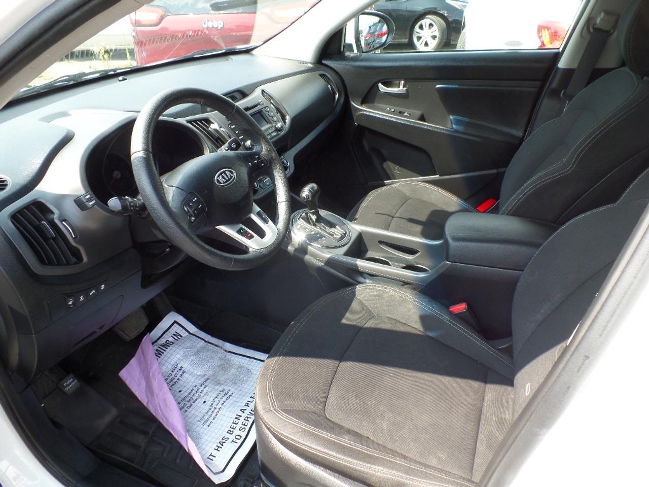 2011 Kia Sportage AWD 4dr I4 Auto EX *Ltd Avail* Photo