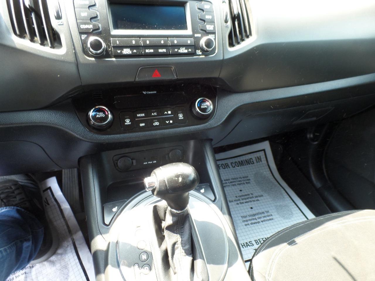 2011 Kia Sportage AWD 4dr I4 Auto EX *Ltd Avail* Photo