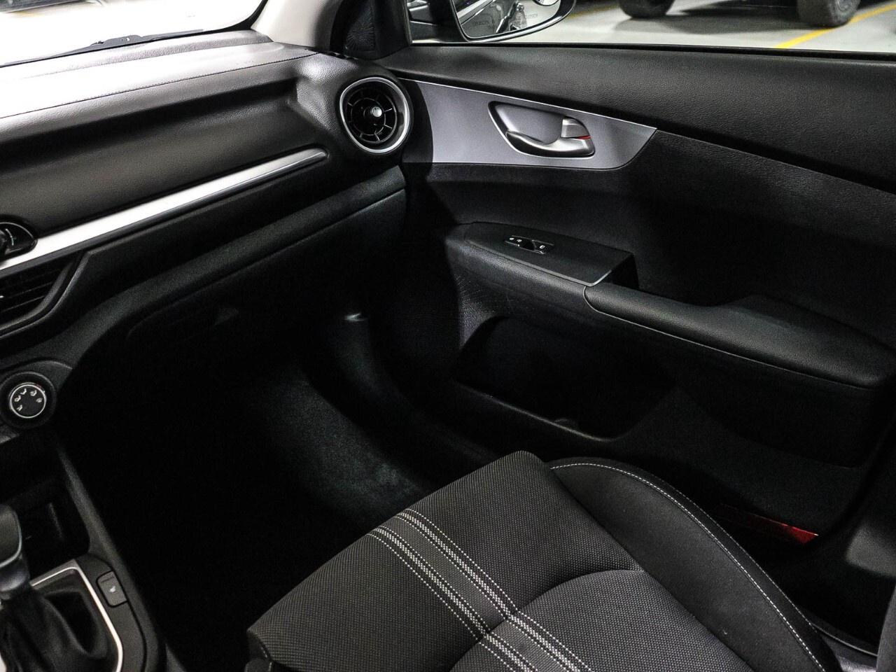 2022 Kia Forte LX Photo