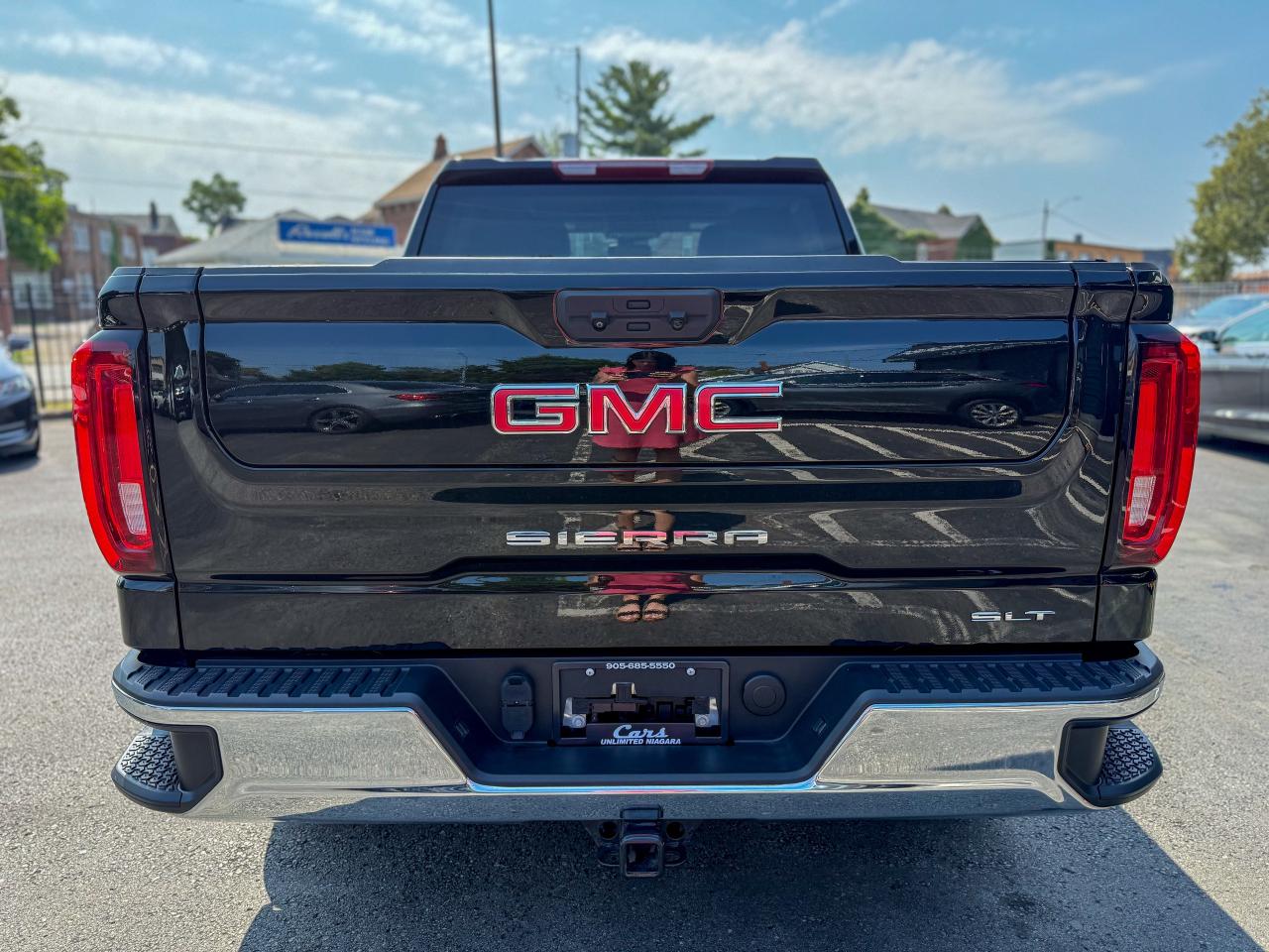 2023 GMC Sierra 1500 SLT/CREWCAB/4X4/CAMERA/REMOTE/1 OWNER/5.3L/LEATHER Photo