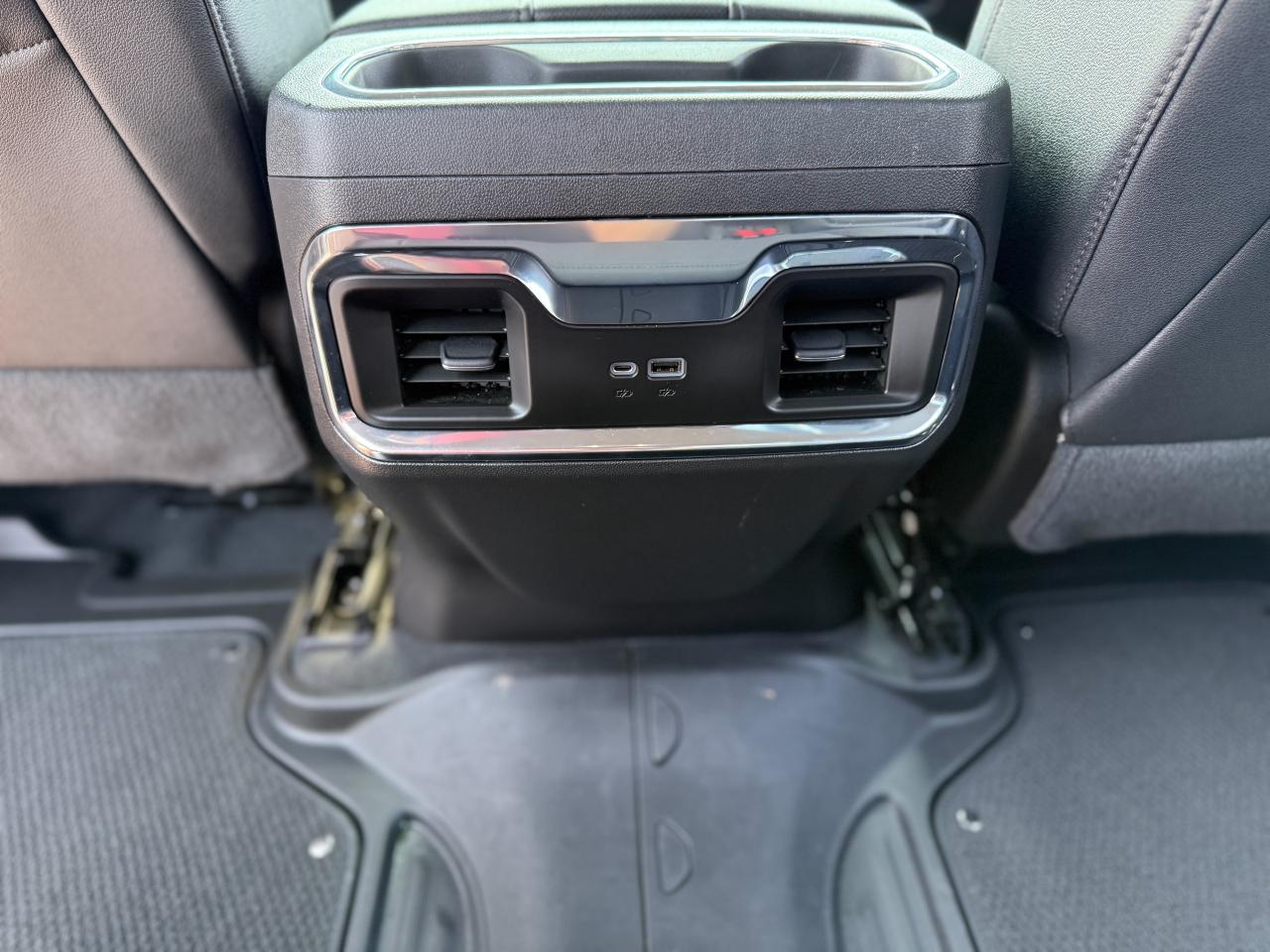 2023 GMC Sierra 1500 SLT/CREWCAB/4X4/CAMERA/REMOTE/1 OWNER/5.3L/LEATHER Photo