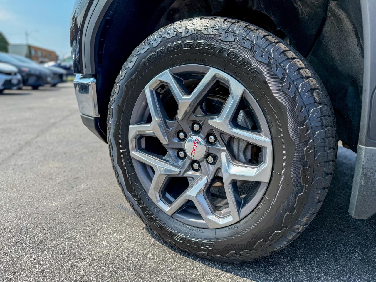 2023 GMC Sierra 1500 SLT/CREWCAB/4X4/CAMERA/REMOTE/1 OWNER/5.3L/LEATHER Photo