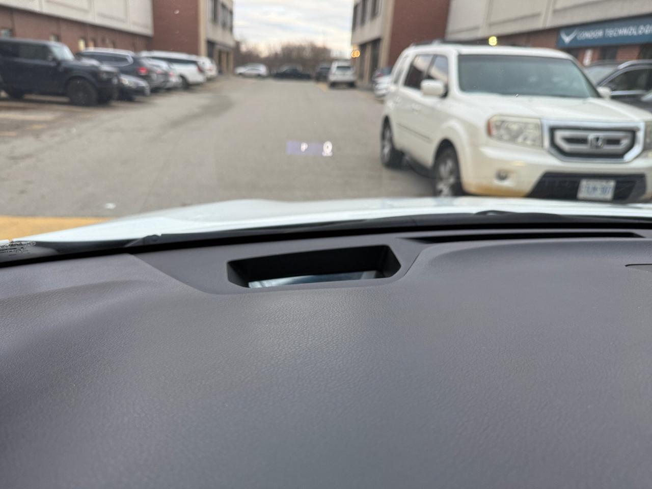 2015 Lexus RX 350 AWD 4dr Sportdesign, F-SPORT PKG, HEAD-UP DISPLAY Photo