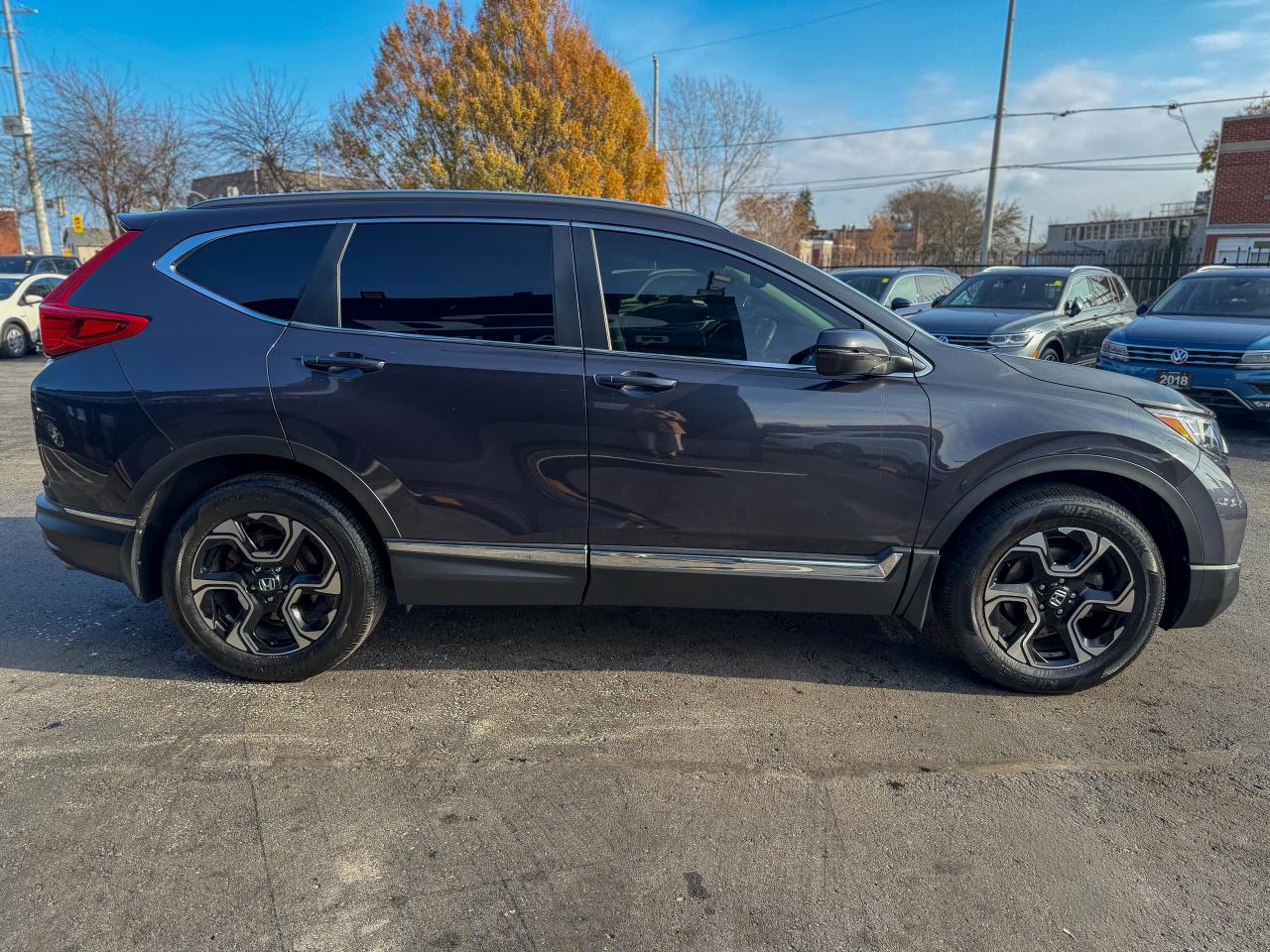 2017 Honda CR-V Touring-AWD/NAVI/LOW KM/BSM/ACC/PANO/REMOTE/CAMERA Photo