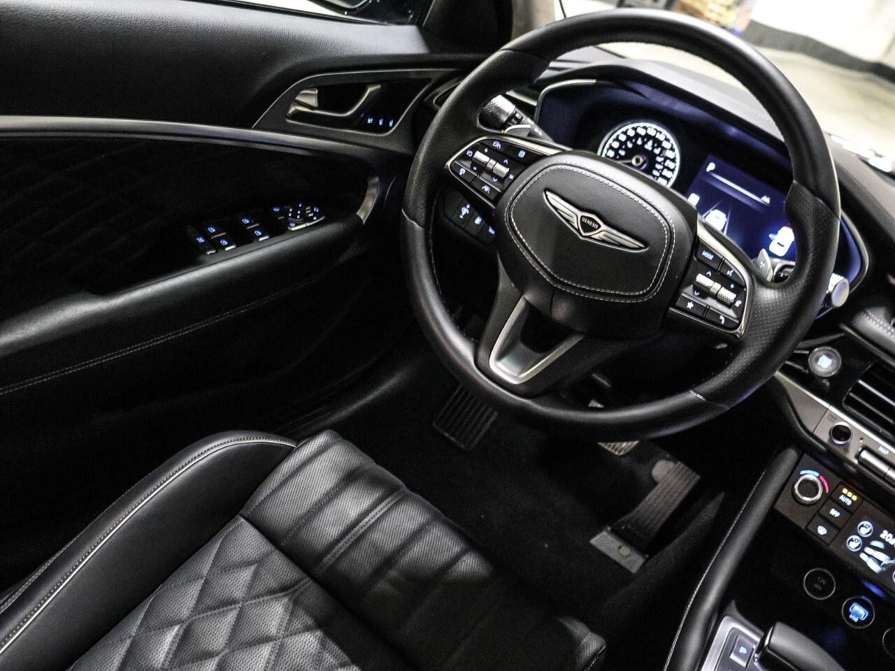 2025 Genesis G70 2.5T Prestige Photo