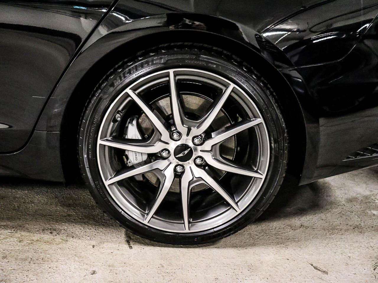 2025 Genesis G70 2.5T Prestige Photo