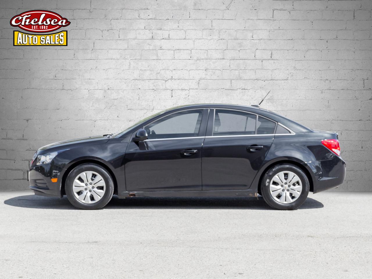 2014 Chevrolet Cruze 1LT Auto Photo2