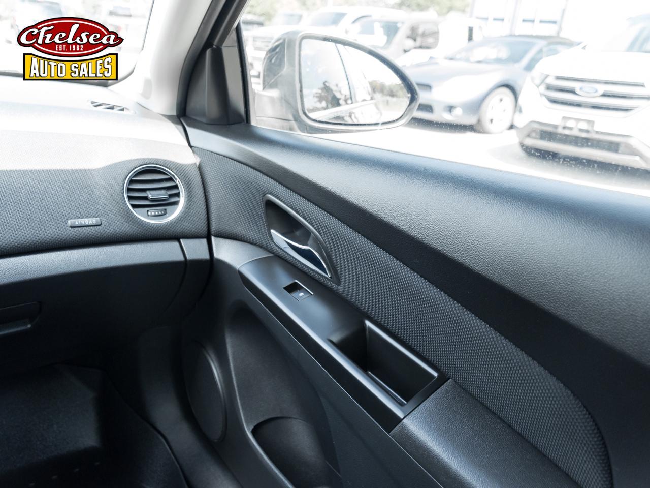 2014 Chevrolet Cruze 1LT Auto Photo