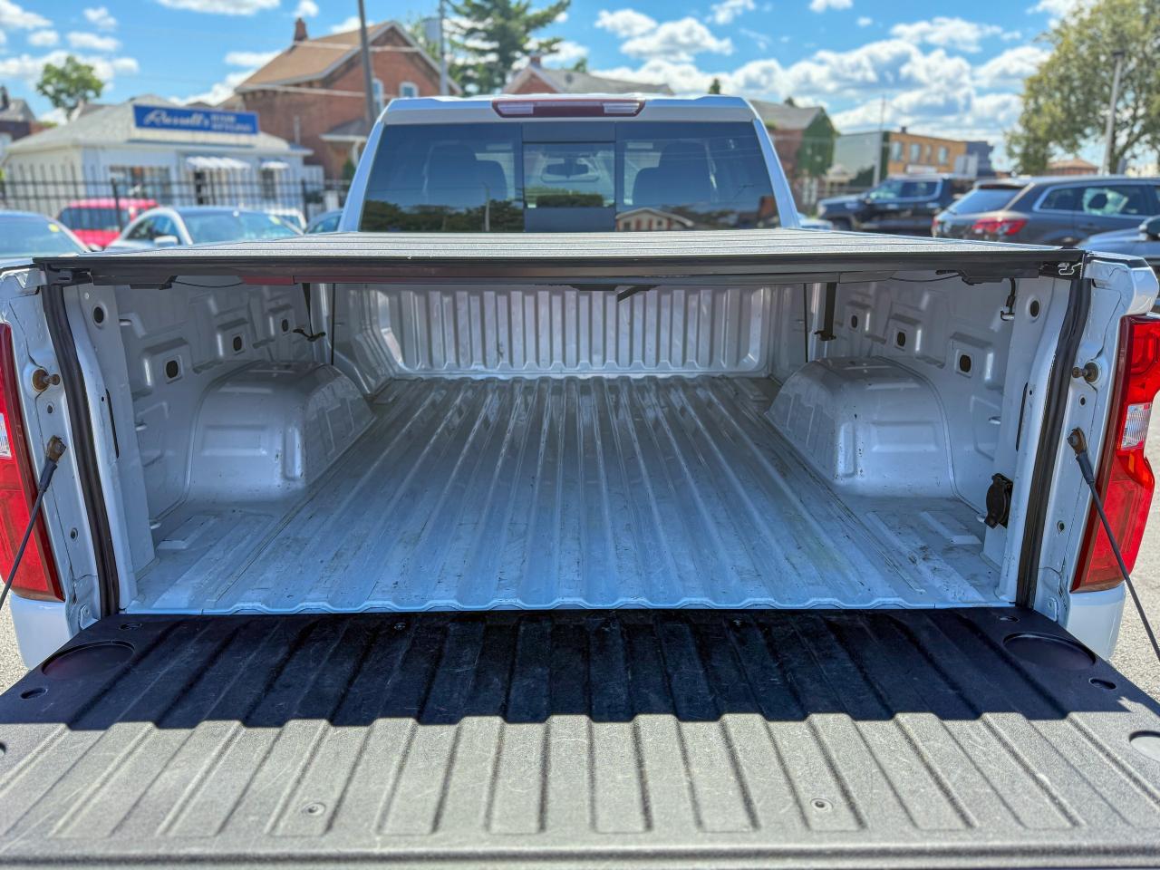 2021 Chevrolet Silverado 1500 RST/DURAMAX/DOUBLE CAB/4WD/CAMERA/REMOTE ... Photo