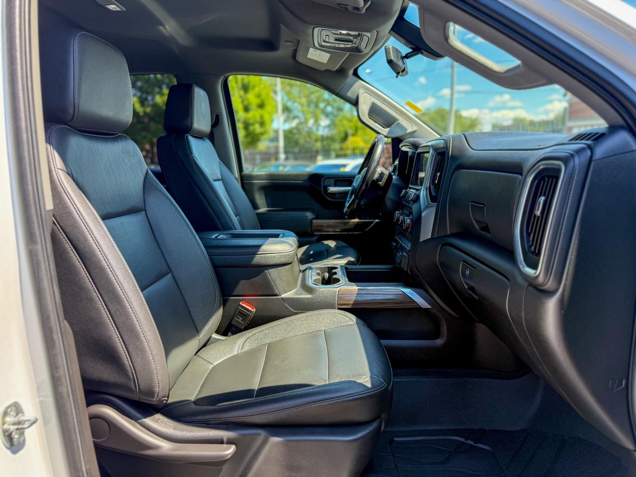 2021 Chevrolet Silverado 1500 RST/DURAMAX/DOUBLE CAB/4WD/CAMERA/REMOTE ... Photo