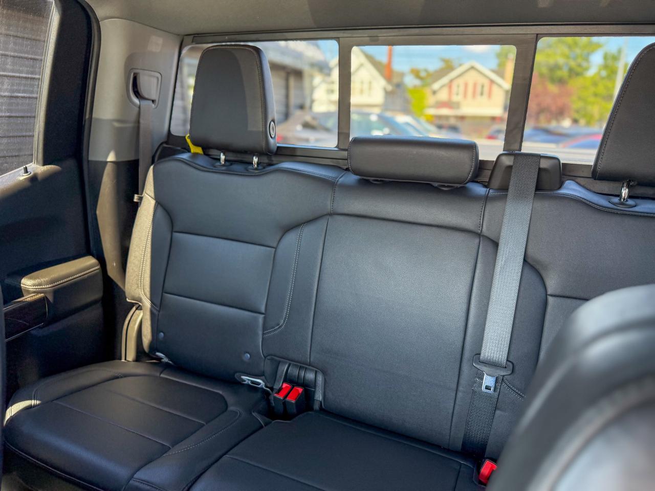 2021 Chevrolet Silverado 1500 RST/DURAMAX/DOUBLE CAB/4WD/CAMERA/REMOTE ... Photo