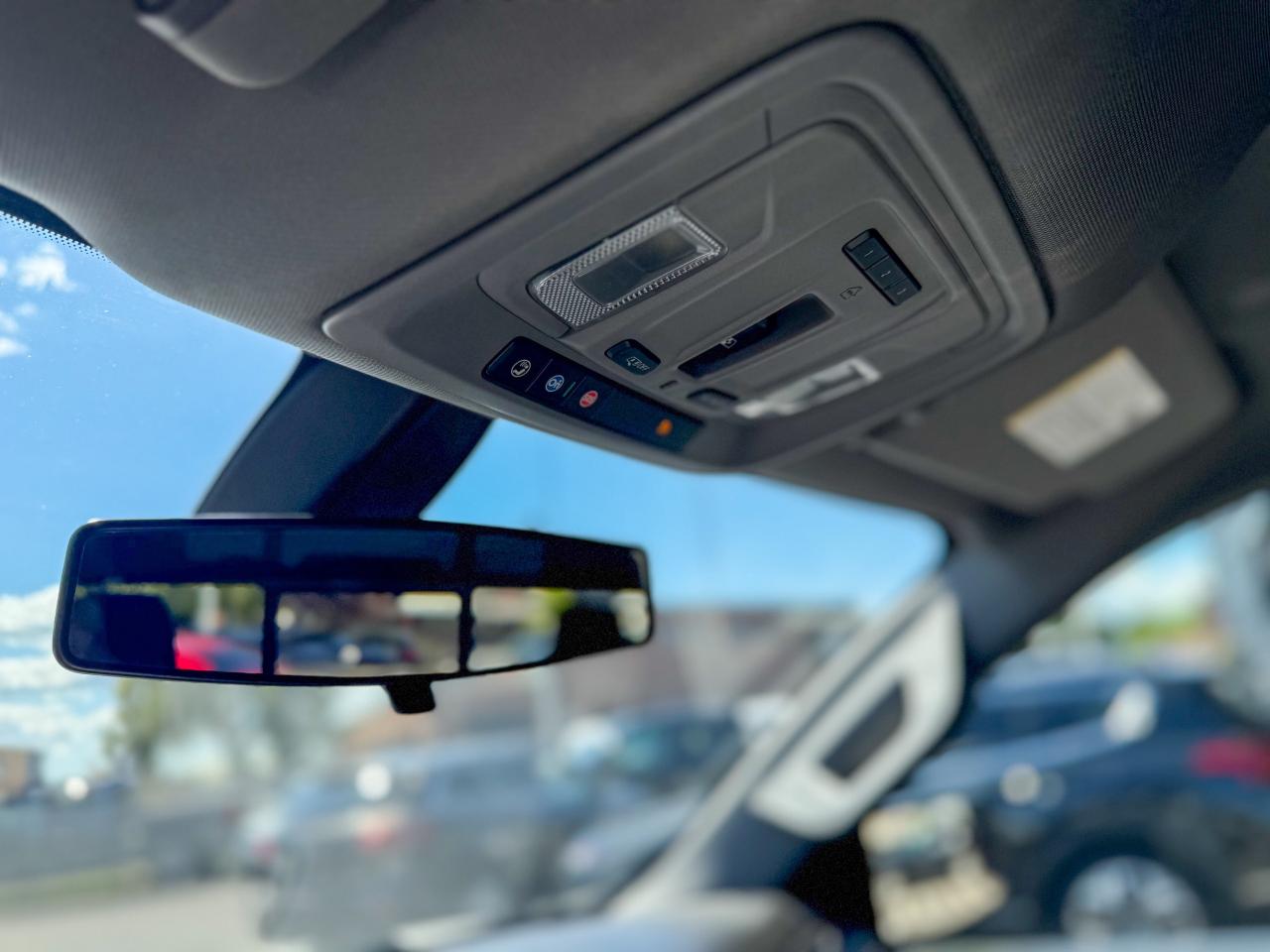 2021 Chevrolet Silverado 1500 RST/DURAMAX/DOUBLE CAB/4WD/CAMERA/REMOTE ... Photo