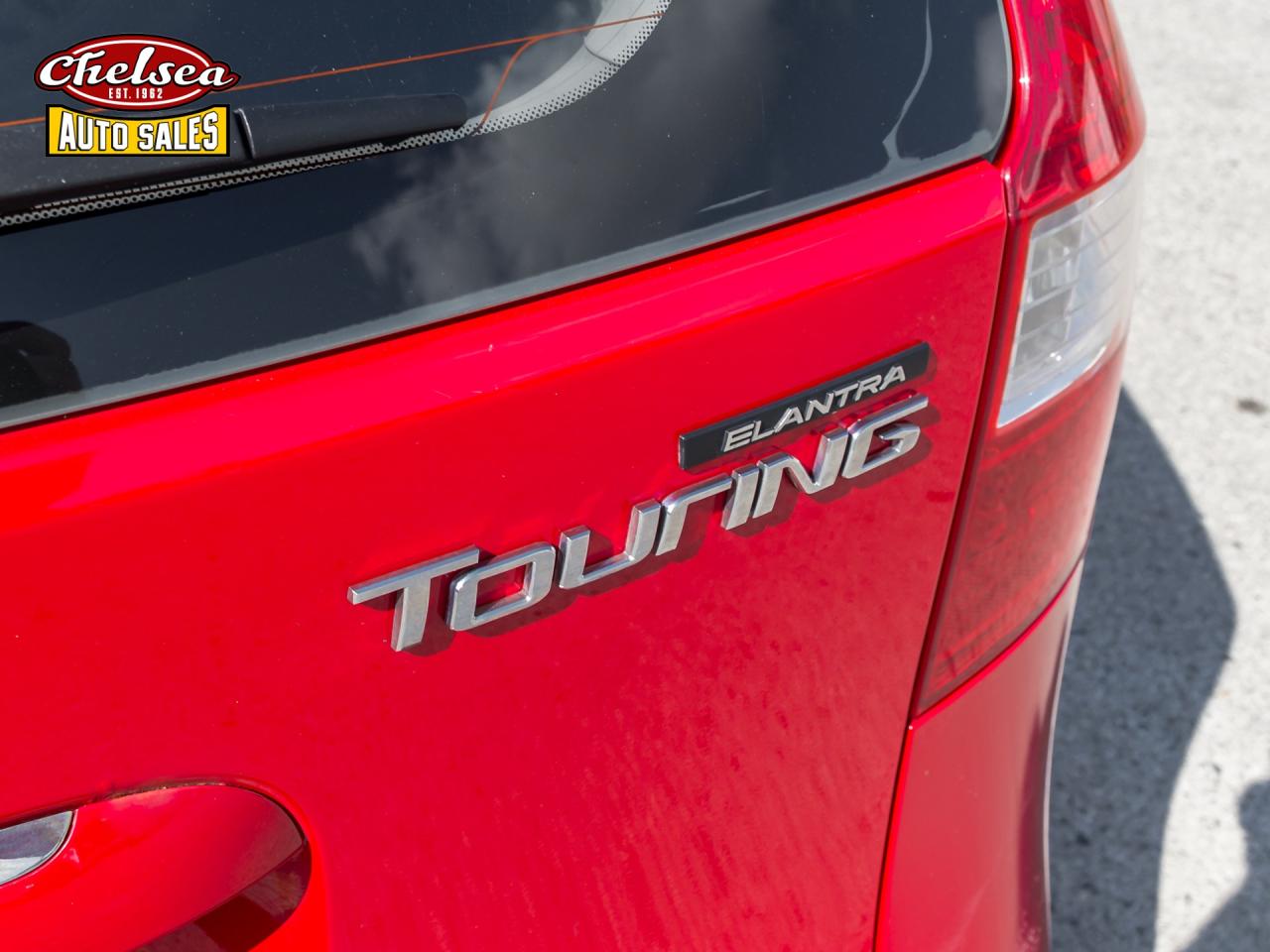 2012 Hyundai Elantra Touring SE Photo