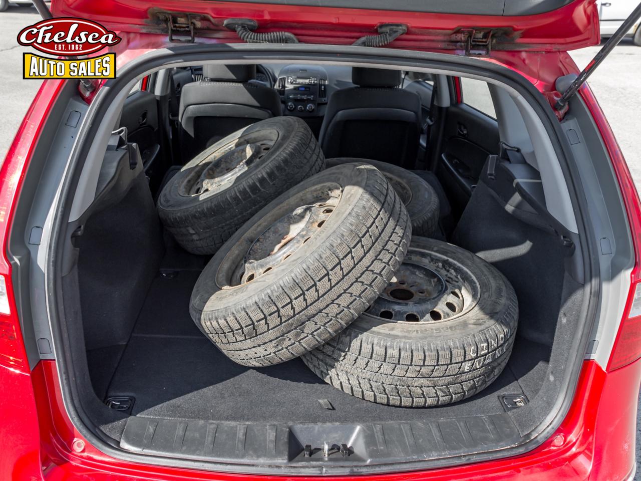 2012 Hyundai Elantra Touring SE Photo