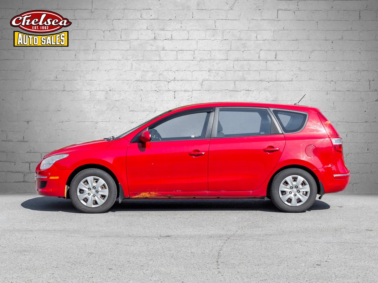 2012 Hyundai Elantra Touring SE Photo2