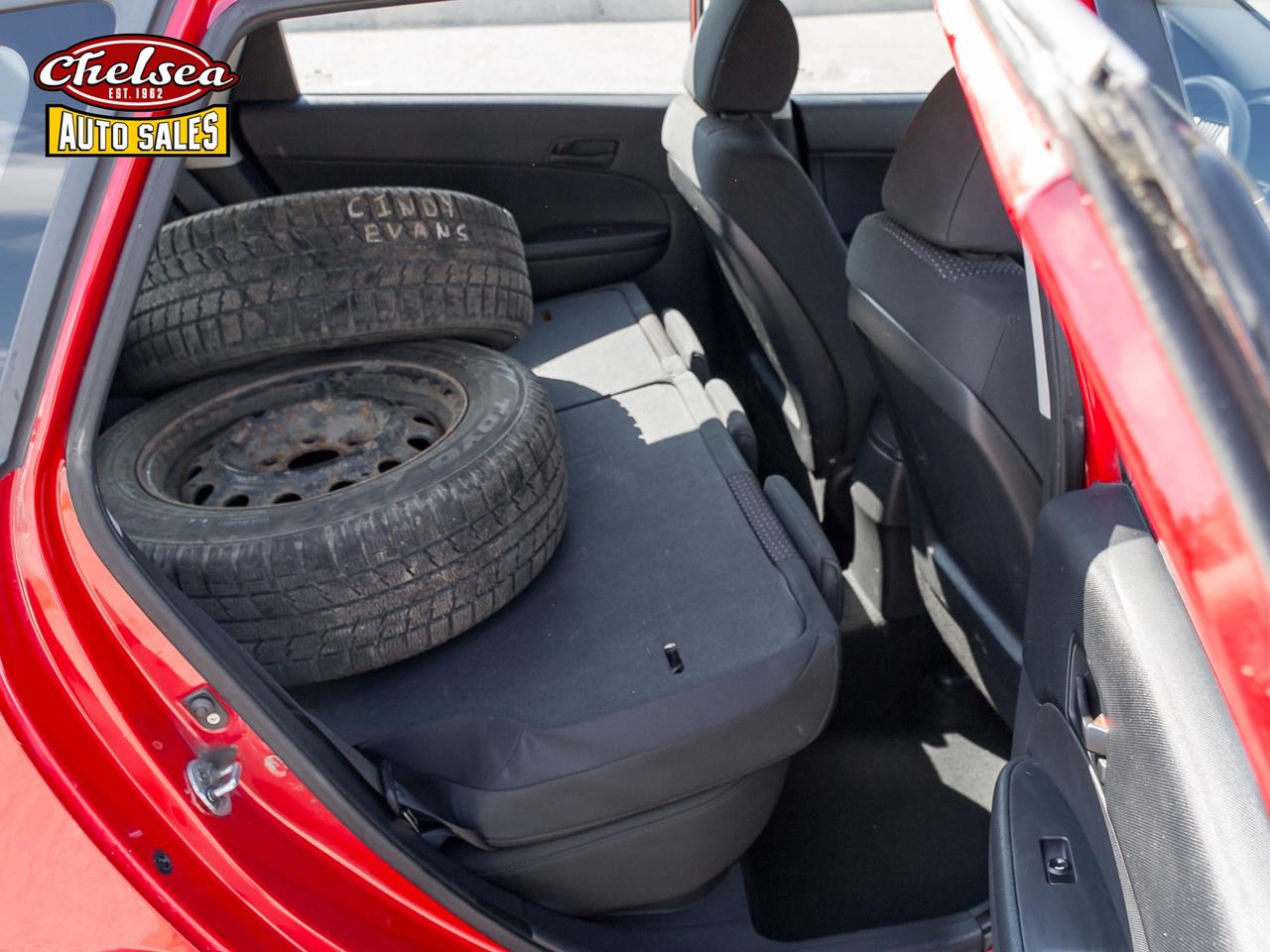 2012 Hyundai Elantra Touring SE Photo